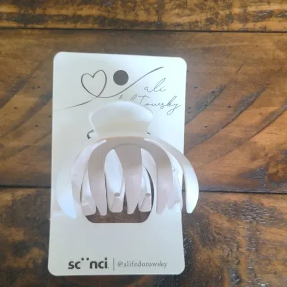 5/20$ - Picture 1 of 1